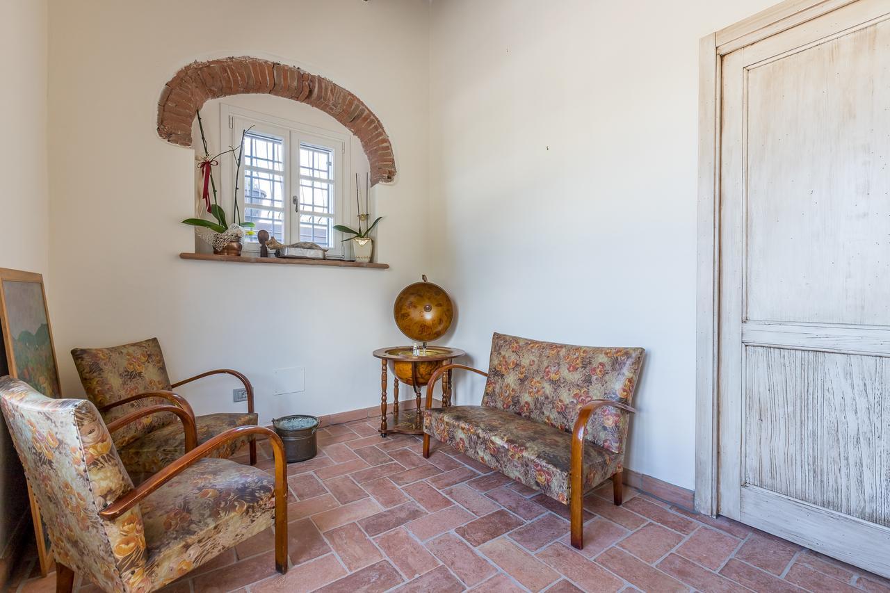 B&B Pietra A Padule Filettole Extérieur photo