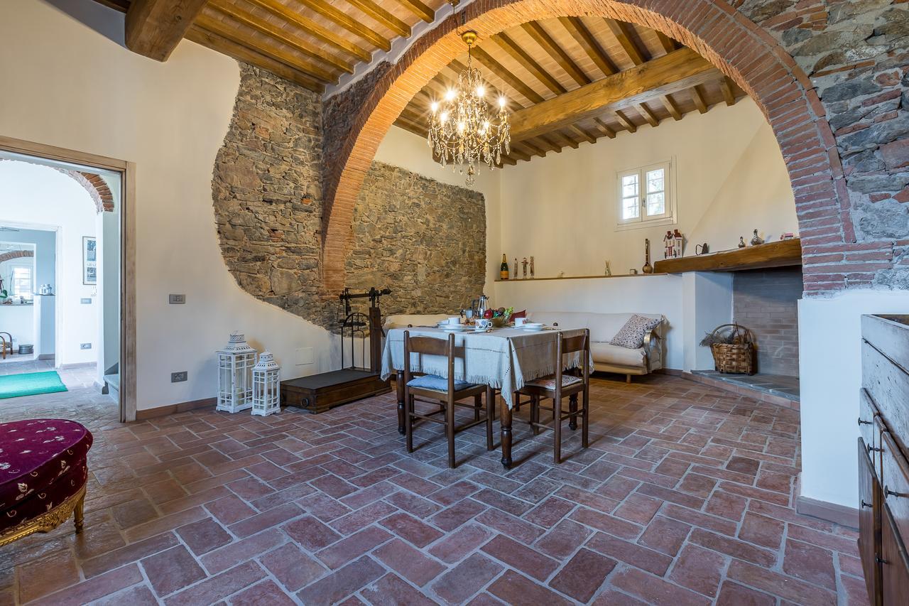 B&B Pietra A Padule Filettole Extérieur photo