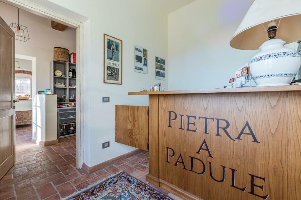 B&B Pietra A Padule Filettole Extérieur photo